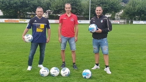 v.l. Roberto Mingoia (Firma Haberstroh), Manuel Roser (Vorstand TG Stein), Angelor Sirone (Spieler Aktivität)